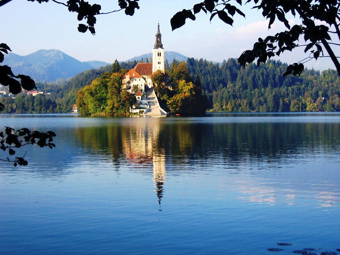 Lake_Bled_Slovenia_02.jpg