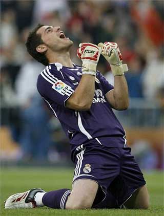Casillas_pic.jpg