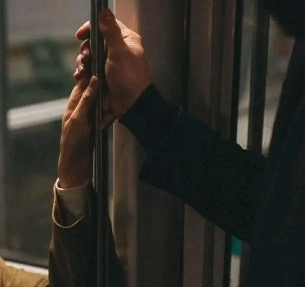 734.webp