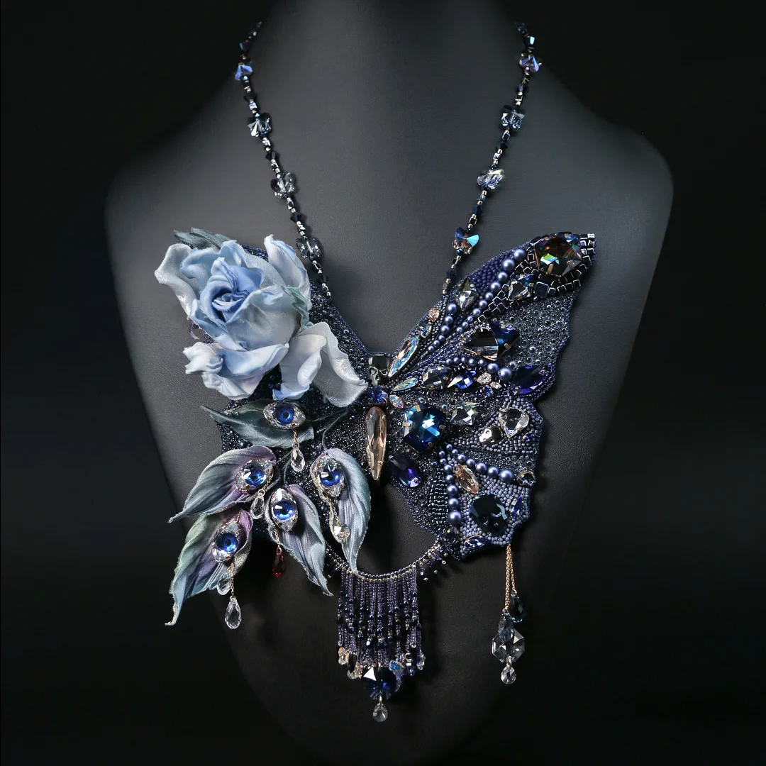 Instagram post by Кристаллы и стразы SWAROVSKI_Bbe.webp