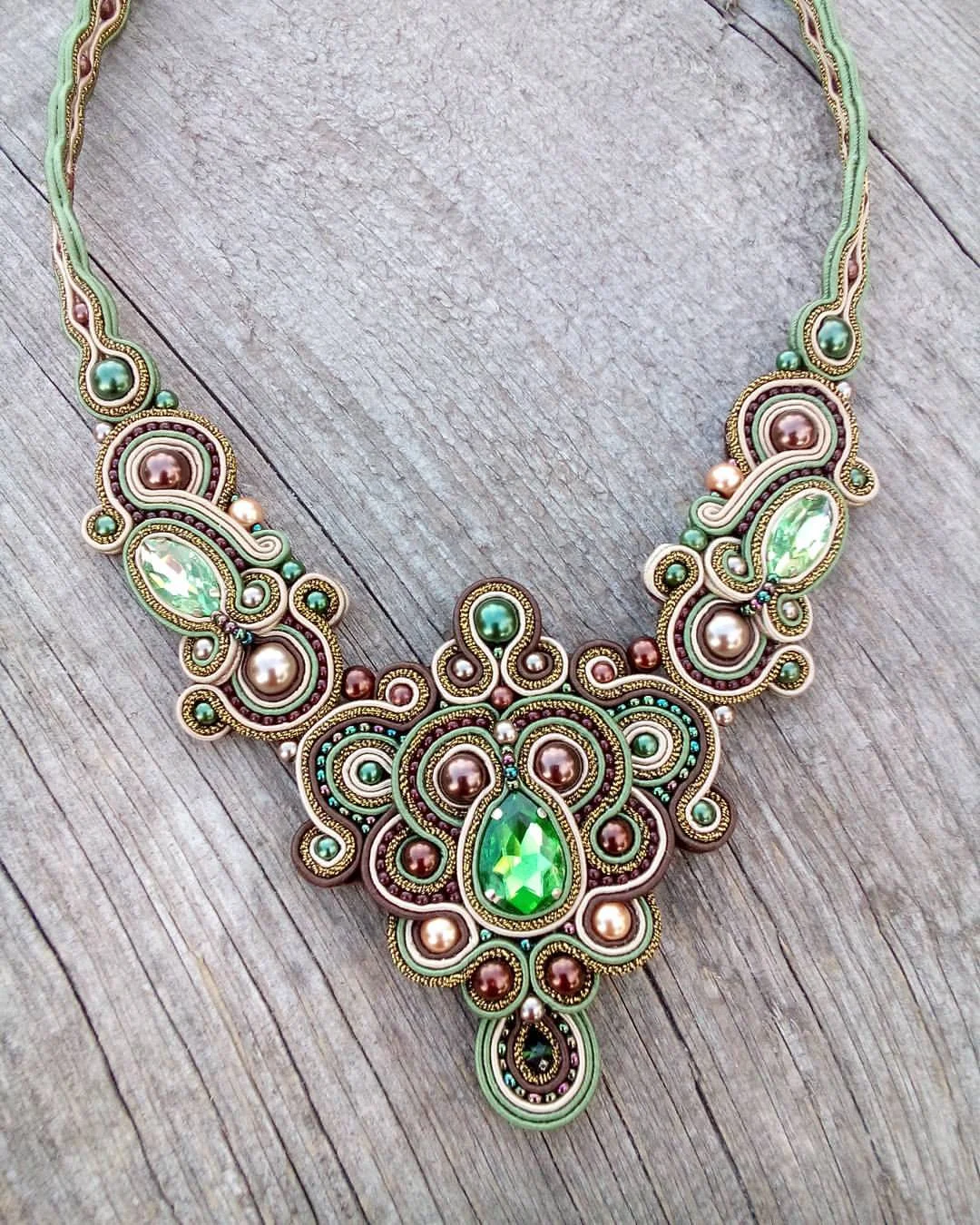 Instagram post by Сутажные украшения_Soutache_BFeu.webp