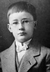 220px-Heinrich_Himmler_as_a_child.jpg