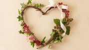 flowers_plants_branches_stems_wreath_berries_ribbon_80769_1280x720.jpg