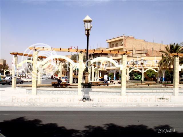 RondpointaBiskraSmall.jpg