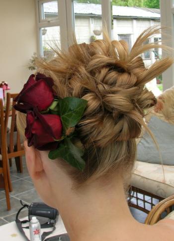 25200girl_with_flower.jpg