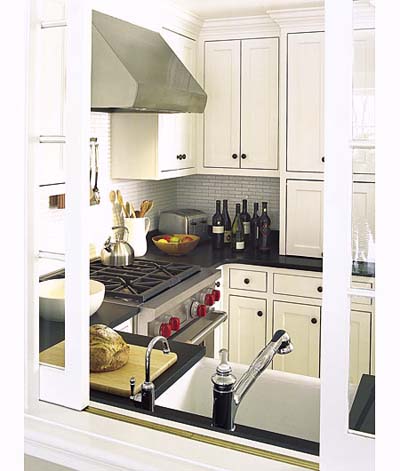 space-saving-kitchens-03.jpg