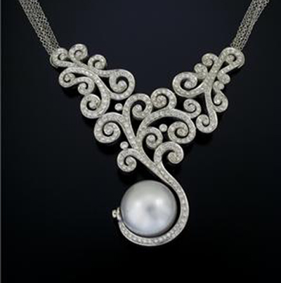 white_gold_diamond_necklace.jpg