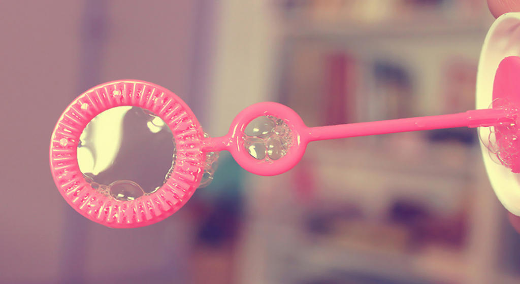 wallpaper_bubble_by_analaurasam-d6f50ep.jpg