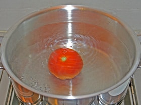 PELARE-POMODORI-2.jpg