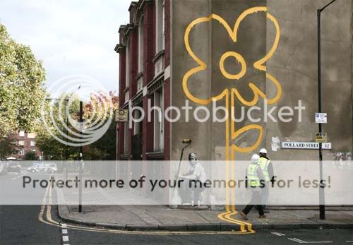 flower-banksy-graffiti1.jpg