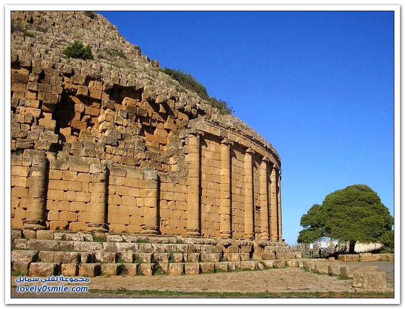 The-Royal-Mausoleum-of-Mauretania-06.jpg
