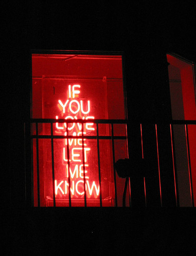 coldplay-hardy-light-lights-love-love-neon-Favim.com-40135.jpg