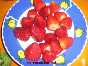 tiramisu-au-fraise-fraise-.jpg