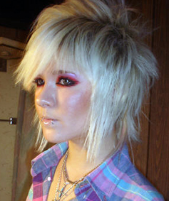 emo-girl-bleach-blonde.jpg