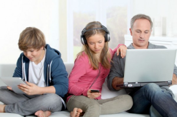 famille-internet-600x398.jpg
