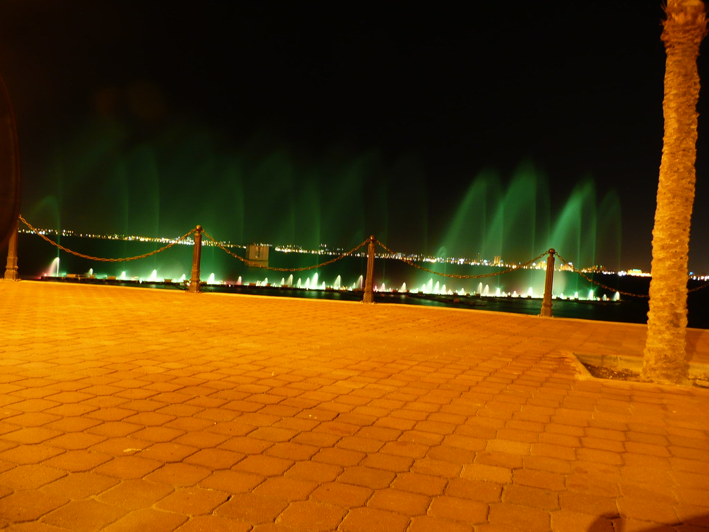 2247715883_6dccf9f615_b.jpg