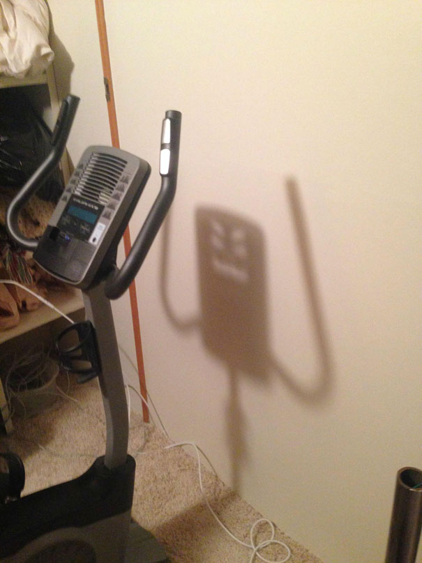 funny-shadow-fails-illusions-1.jpg