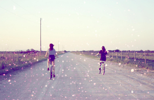 bicycle-bike-bikes-friend-friendship-girl-Favim.com-77572.jpg