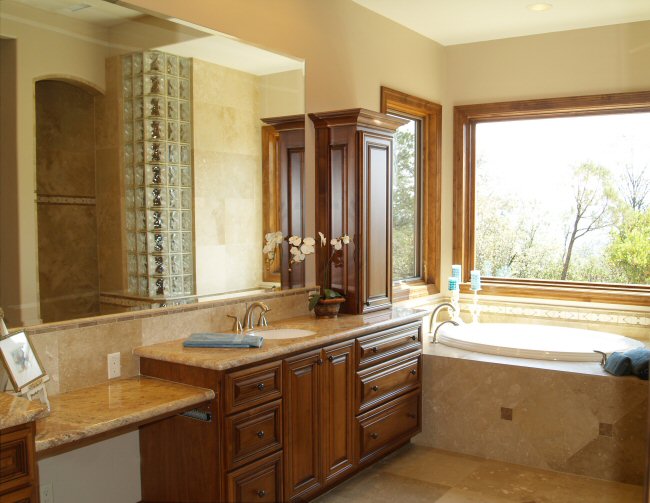 brown%20bathroom.jpg