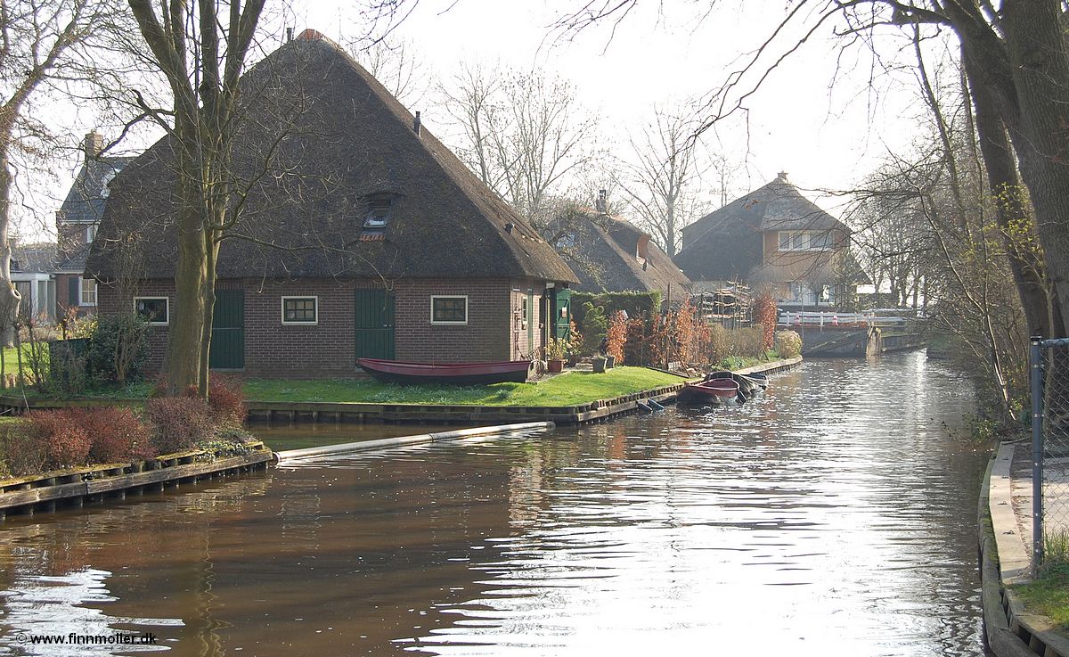giethoorn01.jpg