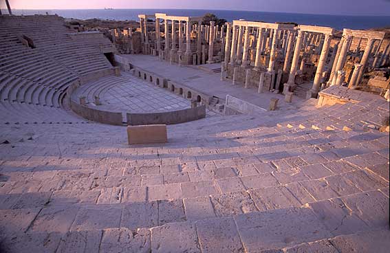 leptismagna18.jpg