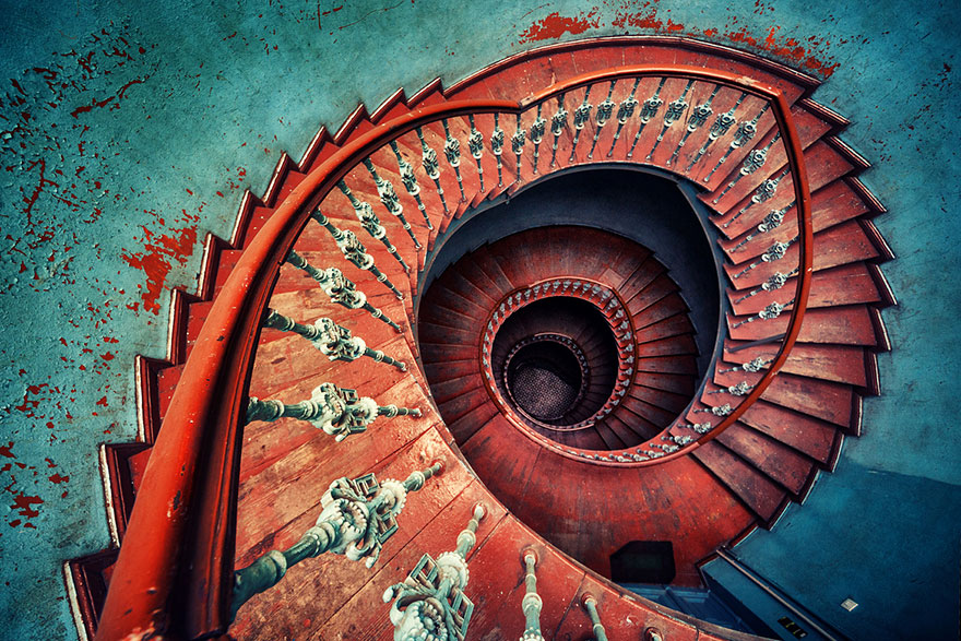 spiral-stairs-2-7.jpg