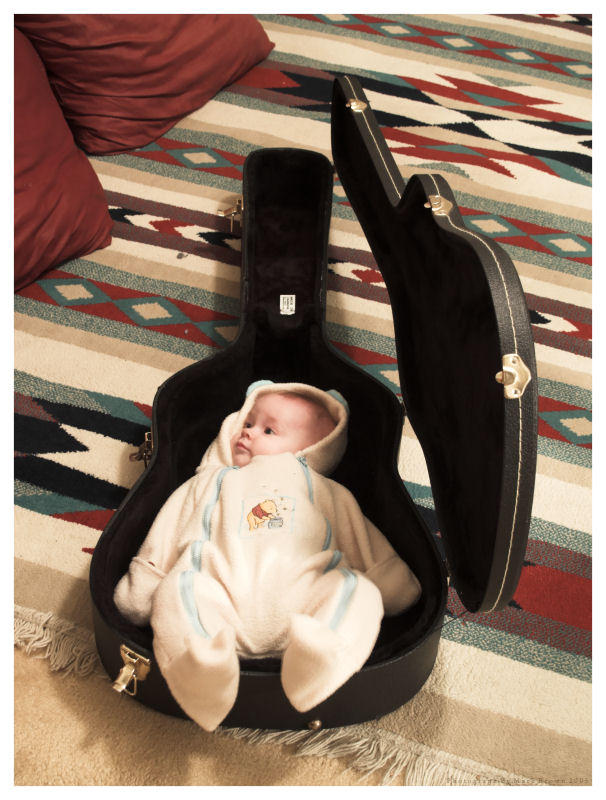 Guitar_Baby_by_Kvaga.jpg