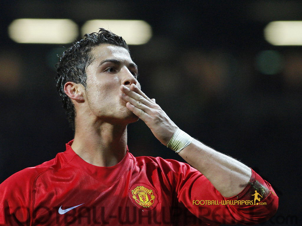 1024x768redarmyfc_com_Tue42243cristiano_ronaldo_15.jpg