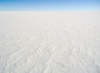 800px-AntarcticaDomeCSnow.jpg