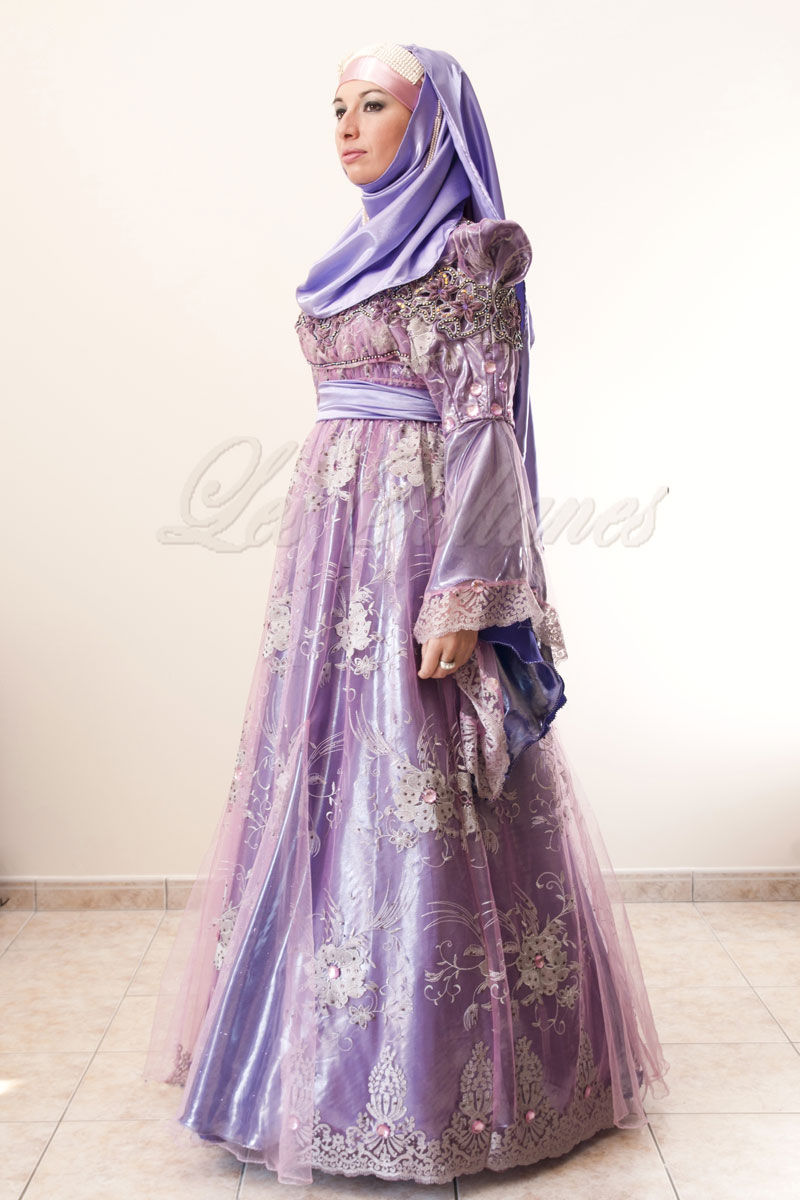 mariee-w-hijab-blouza-violette-full.jpg