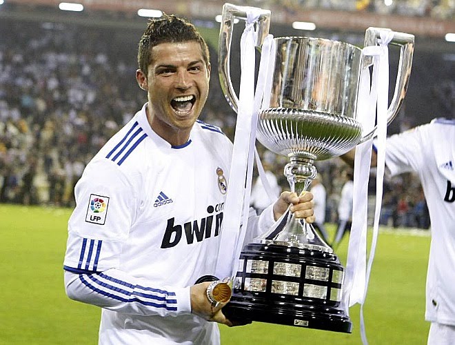 Cristiano+Ronaldo-2011.jpg