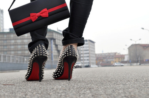 black-high-heels-cool-emo-fashion-heels-jeans-Favim.com-50956.jpg