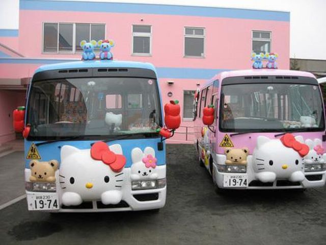 japanese_school_buses_640_03.jpg