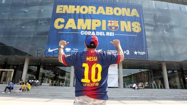 2012-05-28_NUEVA_CAMISETA_16-Optimized.v1338202660.jpg