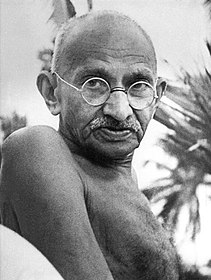 211px-Gandhi_Juhu_May1944.jpg