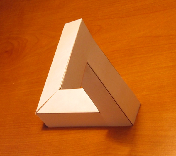 penrose-impossible-triangle.jpg