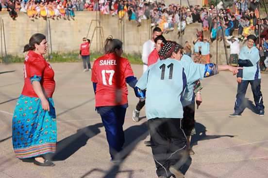 121-200909-algeria-village-bouzeguene-womens-match-6.jpeg